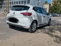 Gebraucht Renault Clio Experience 72 PS (52 kW) 2021 Weiß Kleinwagen