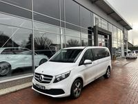 Gebraucht Mercedes V220 163 PS (119 kW) 2022 Weiß Van / Kleinbus