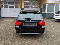 Gebraucht BMW 320 M Sport 184 PS (135 kW) 2010 Black sapphire metallic Kombi