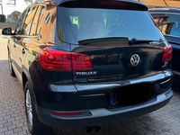 Gebraucht VW Tiguan Cup 140 PS (102 kW) 2013 Schwarz SUV