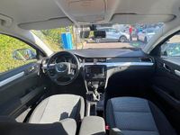 Gebraucht Skoda Superb 160 PS (117 kW) 2010 Grau Limousine