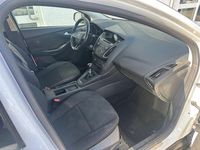 Gebraucht Ford Focus Trend 125 PS (91 kW) 2018 Weiß Limousine