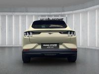 Neu Ford Mustang Mach-E Extended Range 202 kW (276 PS) 2025 Terrain sand SUV