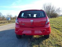 Gebraucht Dacia Sandero 75 PS (55 kW) 2009 Rot Kleinwagen