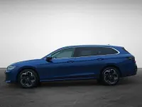 Gebraucht VW Passat Elegance 150 PS (110 kW) 2025 Blau Kombi