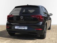 Gebraucht VW Polo Move 95 PS (69 kW) 2024 Schwarz (deep black perleffekt) Limousine