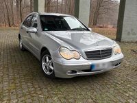 Gebraucht Mercedes C180 148 PS (108 kW) 2004 Grau Limousine