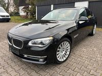 Gebraucht BMW 740 Sport Line 313 PS (230 kW) 2013 Schwarz Limousine