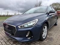 Gebraucht Hyundai i30 140 PS (102 kW) 2017 Blau Limousine