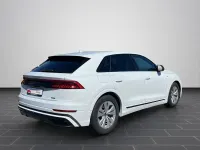 Gebraucht Audi Q8 S-Line 286 PS (210 kW) 2023 Gletscherweiß metallic SUV