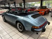 Gebraucht Porsche 911 207 PS (152 kW) 1986 Blau Cabrio