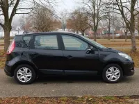 Gebraucht Renault Scénic 110 PS (80 kW) 2011 Schwarz Van / Kleinbus