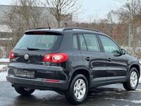 Gebraucht VW Tiguan 140 PS (102 kW) 2011 Schwarz SUV