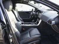 Gebraucht Jaguar XE R-Dynamic 250 PS (183 kW) 2023 Andere Limousine