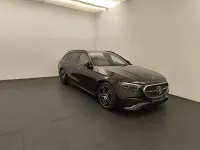 Gebraucht Mercedes 220 197 PS (144 kW) 2025 Metalliclack obsidianschwarz