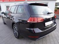 Gebraucht VW Golf VII Join 110 PS (80 kW) 2018 Schwarz Kombi