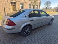 Gebraucht Ford Mondeo 115 PS (84 kW) 2002 Grau Limousine