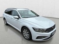 Gebraucht VW Passat 200 PS (147 kW) 2023 Gletscherweiß metallic Kombi