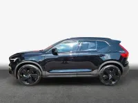 Gebraucht Volvo XC40 Plus 163 PS (119 kW) 2025 Onyx black / metallic SUV