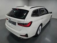 Gebraucht BMW 330e Advantage 190 PS (139 kW) 2022 Weiß Kombi