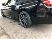 Gebraucht BMW 525 M Sport 218 PS (160 kW) 2012 Schwarz Kombi