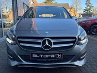 Gebraucht Mercedes B180 Style 122 PS (89 kW) 2016 Grau Van / Kleinbus