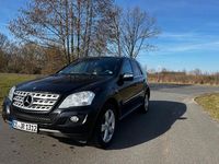 Gebraucht Mercedes ML350 224 PS (164 kW) 2010 Schwarz SUV