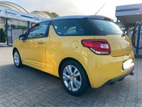 Second-hand Citroën DS3 Chic 95 CP (69 kW) 2010 Galben Hatchback