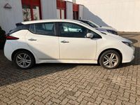 Gebraucht Nissan Leaf Acenta 160 kW (218 PS) 2022 Weiss Kleinwagen