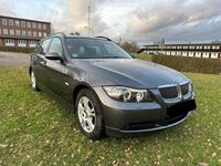 gebraucht BMW 320 i / Automatik / Panorama / Klima