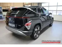 Neu Hyundai Kona Trend 139 PS (102 kW) 2026 Mineraleffekt (schwarz SUV