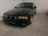 Gebraucht BMW 323 170 PS (125 kW) 1997 Schwarz Limousine