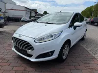 Usata Ford Fiesta 125 CV (91 kW) 2016 Bianco Utilitaria