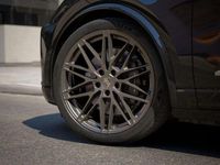 Neu Porsche Macan Turbo 469 kW (639 PS) 2026 Schwarz SUV