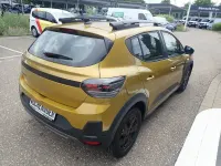 Neu Dacia Sandero Extreme 110 PS (80 kW) 2026 Gelb SUV