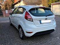 Gebraucht Ford Fiesta Trend 80 PS (58 kW) 2015 Weiß Kombi