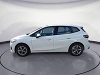 Gebraucht BMW 220 Active Tourer 156 PS (114 kW) 2025 Weiß Van / Kleinbus