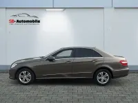 Gebraucht Mercedes E200 136 PS (100 kW) 2011 Braun Limousine