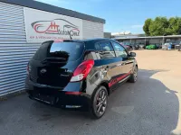 Gebraucht Hyundai i20 86 PS (63 kW) 2014 Schwarz Kleinwagen