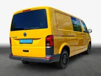 Gebraucht VW T6.1 150 PS (110 kW) 2023 Gelb Van