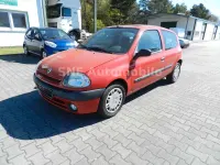Usata Renault Clio II 75 CV (55 kW) 2000 Rosso Utilitaria