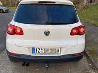 Gebraucht VW Tiguan 122 PS (89 kW) 2011 Weiß SUV