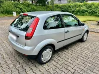 Gebraucht Ford Fiesta 60 PS (44 kW) 2004 Silber Kleinwagen