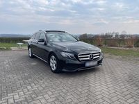 Gebraucht Mercedes E220 194 PS (142 kW) 2017 Schwarz Kombi