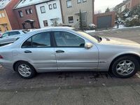 Gebraucht Mercedes 200 116 PS (85 kW) 2003 Silber Limousine