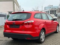 Usata Ford Focus 125 CV (91 kW) 2013 Rosso Station wagon