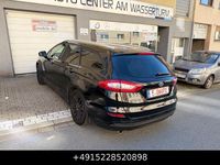 Gebraucht Ford Mondeo Trend 150 PS (110 kW) 2014 Schwarz Kombi