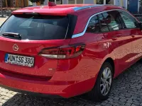Gebraucht Opel Astra Edition 136 PS (100 kW) 2018 Rot Kombi