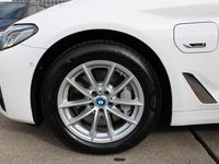 Gebraucht BMW 530e iPerformance 292 PS (214 kW) 2021 Weiß Limousine