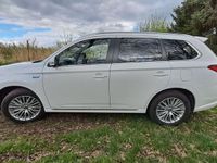 gebraucht Mitsubishi Outlander P-HEV Outlander 2,4 PHEV Plug.in-Hybrid 2,4 PHEV , Intro Edition 4WD